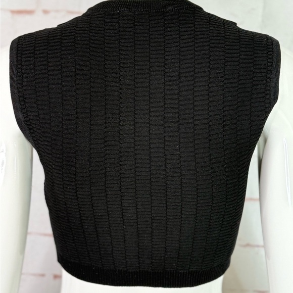 NEW ZARA S Black Sleeveless Crop Top Knit Vest Gold Button Accents Small NWT - Picture 4 of 15